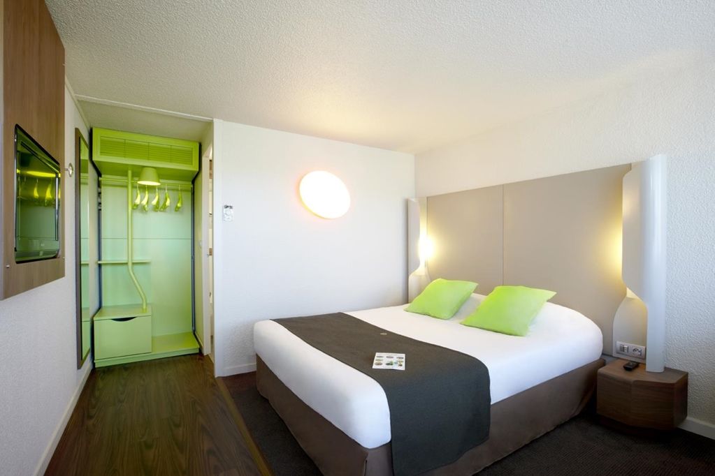 Campanile Hotel Auch Room photo